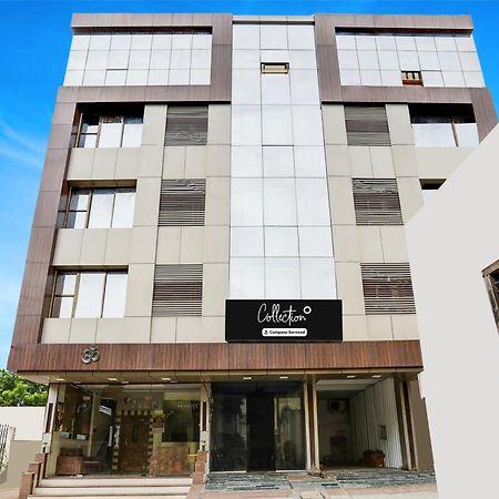 Super Hotel O Palkhi Road Near Sai Baba Temple Formerly Netra Sai Ширді Екстер'єр фото